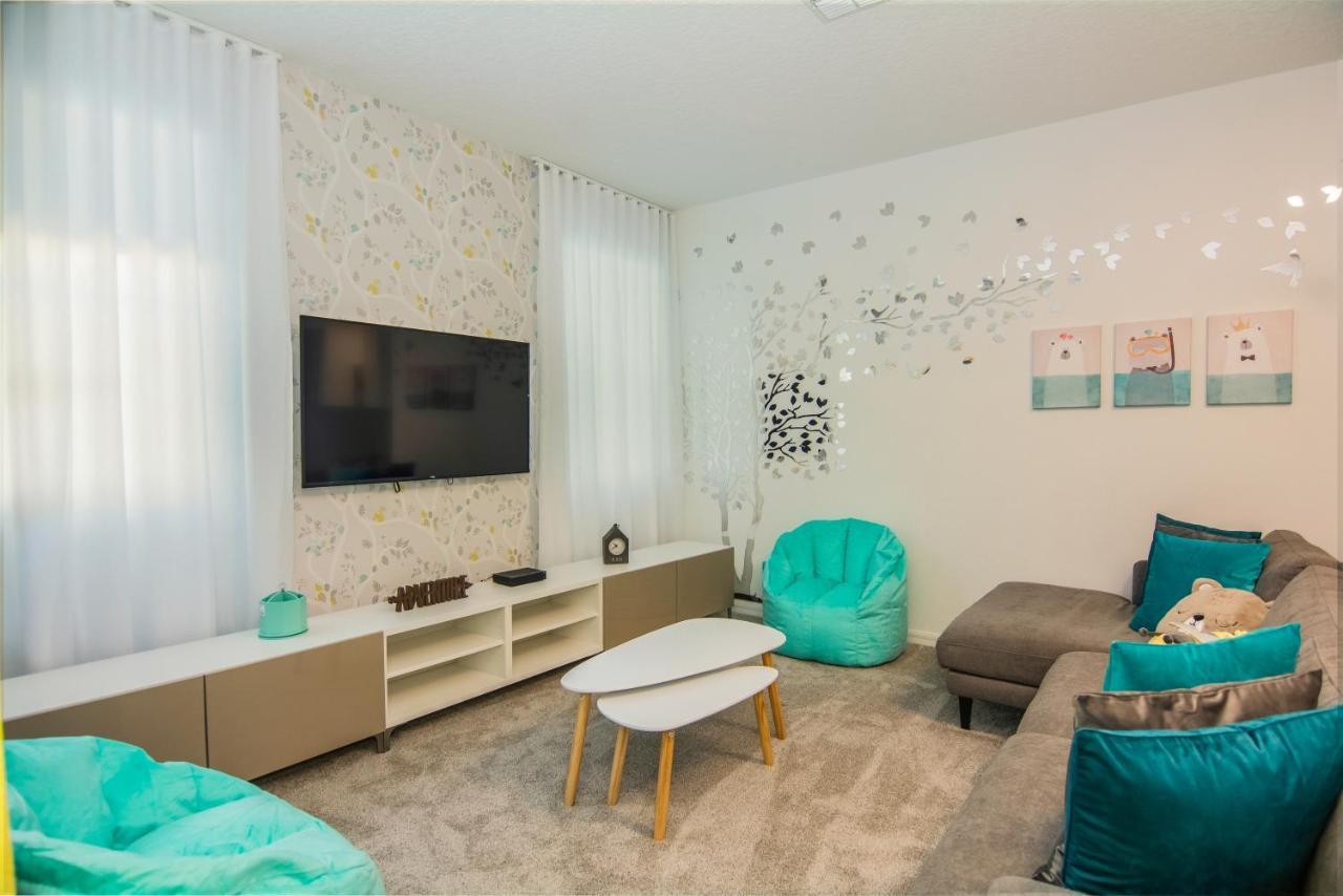 Brand New 9 Bedrooms House With Private Pool, Star Wars Game Room, Theme Rooms And Lake View Sa2145 키시미 외부 사진