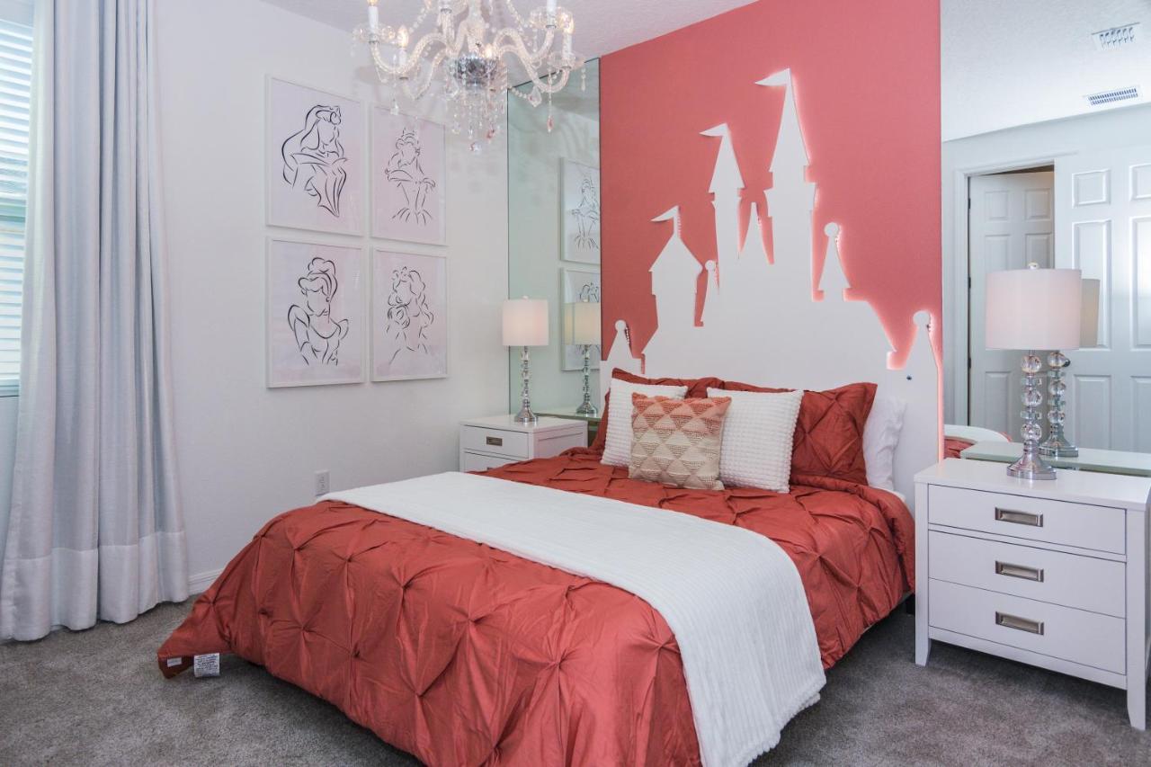 Brand New 9 Bedrooms House With Private Pool, Star Wars Game Room, Theme Rooms And Lake View Sa2145 키시미 외부 사진